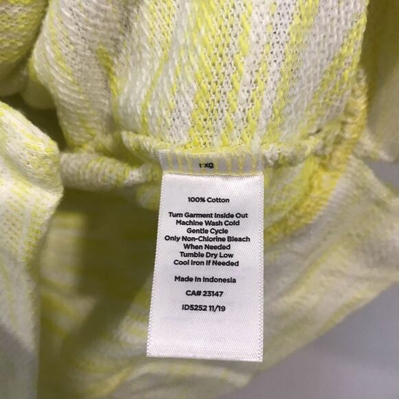 Yellow Boxy 3/4 Sleeve Tunic with Tie Front - Picture 5 of 5